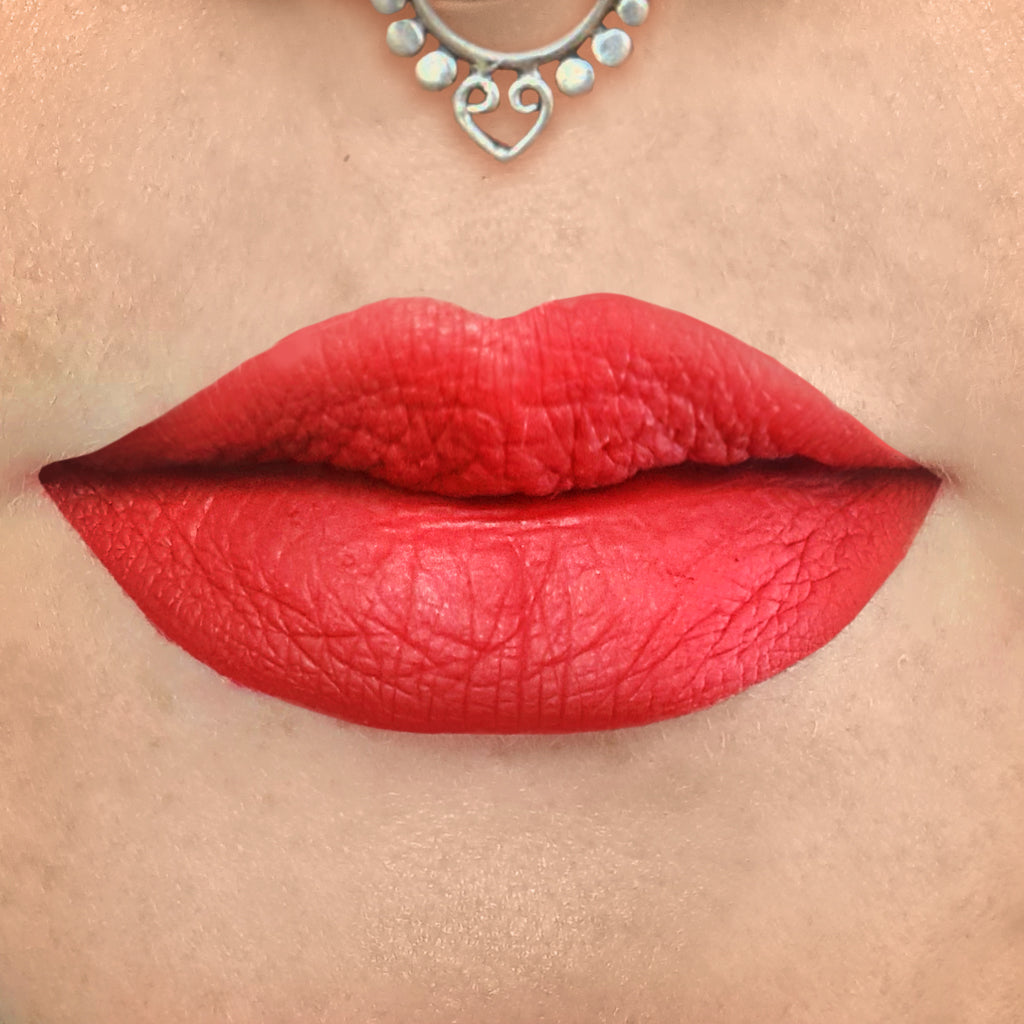 BODYFX LIQUID LIPSTICK - RED