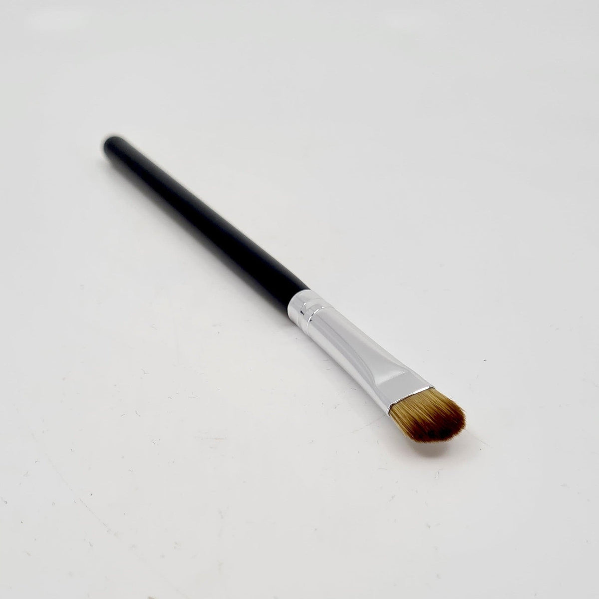 BODYFX SHADOW BRUSH