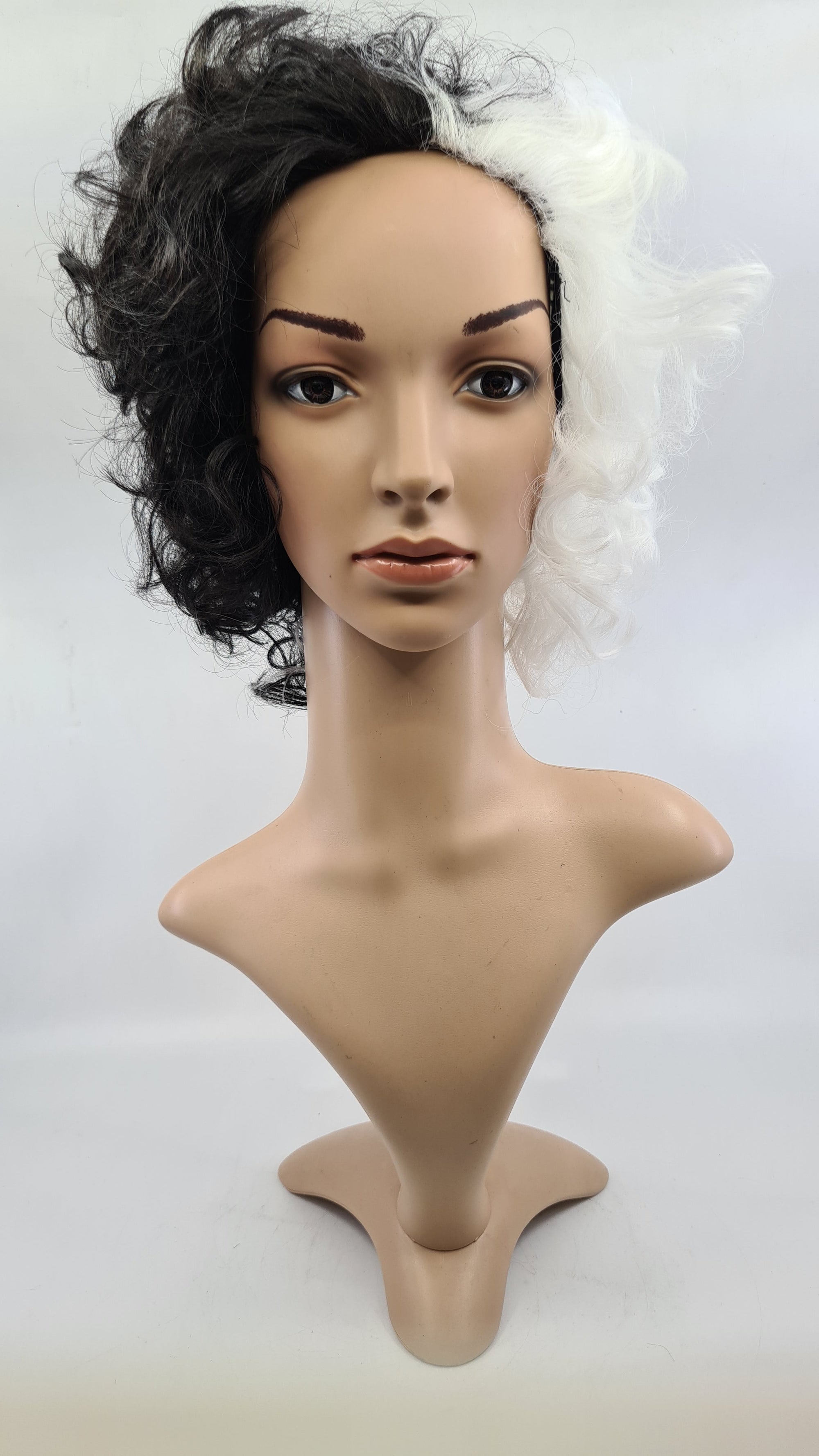 Wig- Estella/Cruella- Curly Black and White