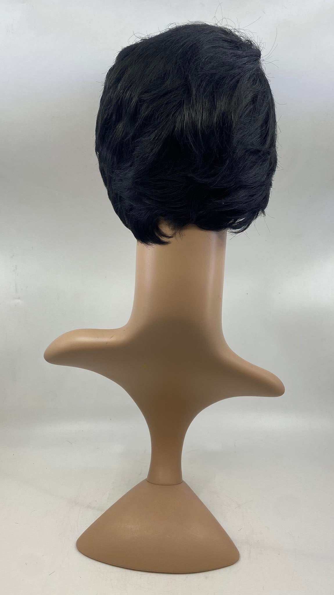 WIG- SHORT BLACK